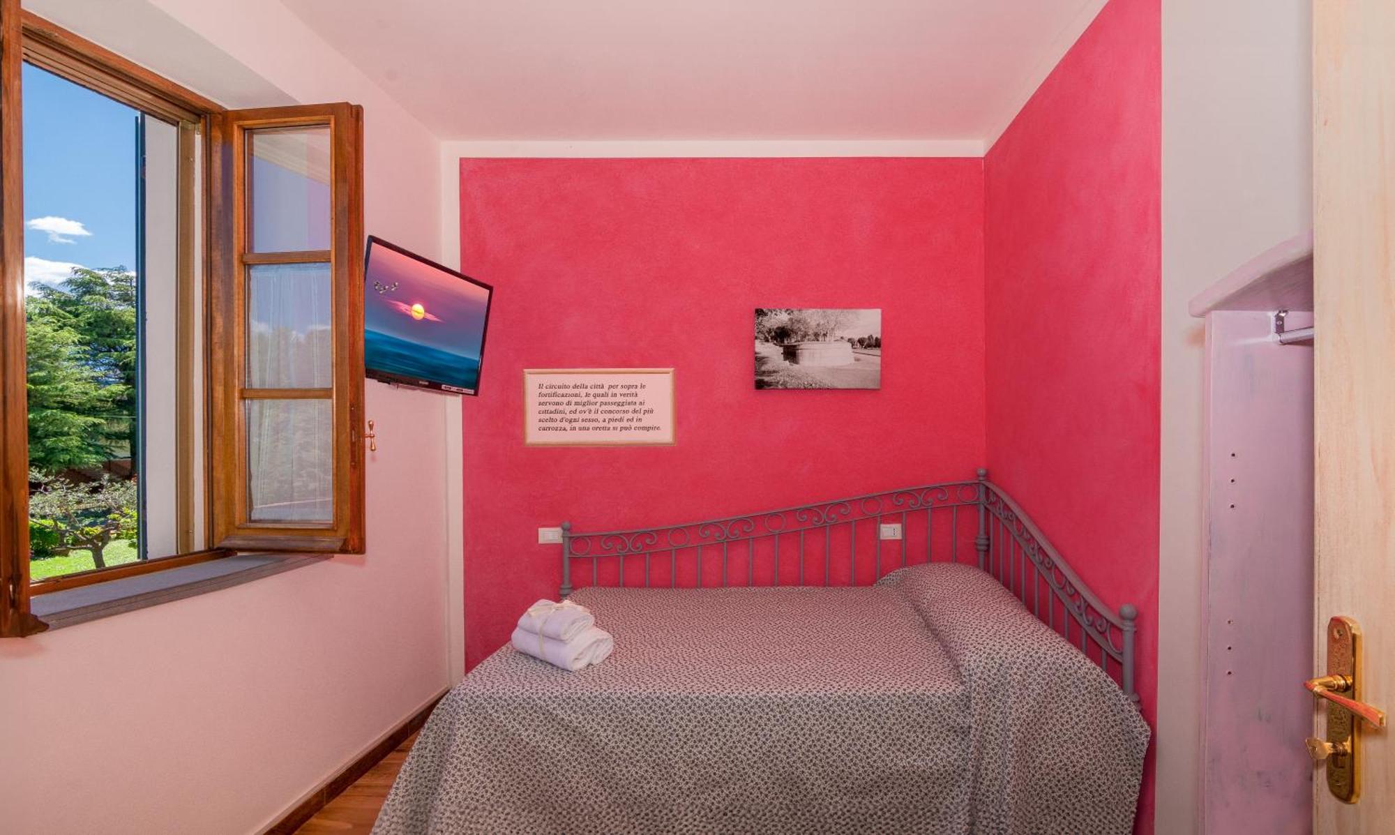 B&B Il Giardino Dei Poeti And Apartaments ルッカ エクステリア 写真